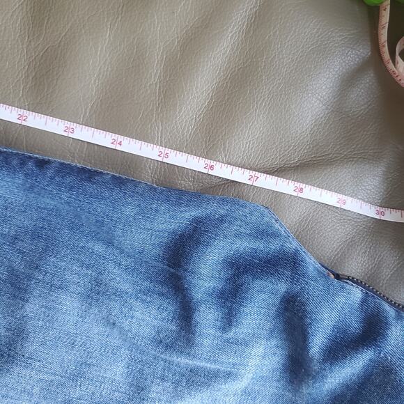 Madewell 10" High-Rise Roadtripper Jeans in Ridgefield Wash: Zip-Front Edition - Picture 14 of 16